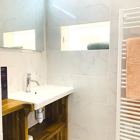 Appartamento Spacious 2 Bedroom Champs Elysees And Golden Triangle